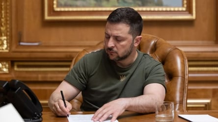 Зеленский подписал законопроект о передаче 2 млрд грн на ВСУ - 285x160