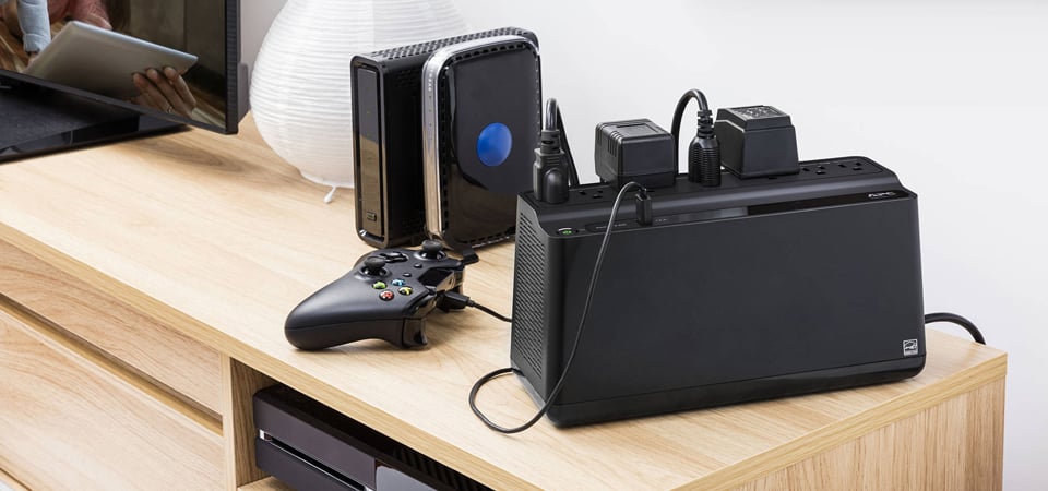 Устройство бесперебойного питания