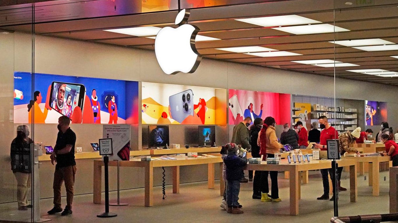Apple Store обікрали у Вашингтоні через діру в стіні кав'ярні: витягнули 436 айфонів