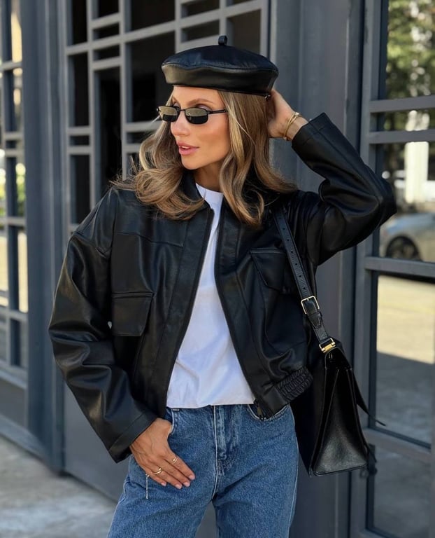 Шкіряні куртки можна носити з будь-чим