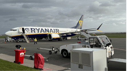 Як без доплат забронювати собі найкраще місце в літаку Ryanair - 290x166