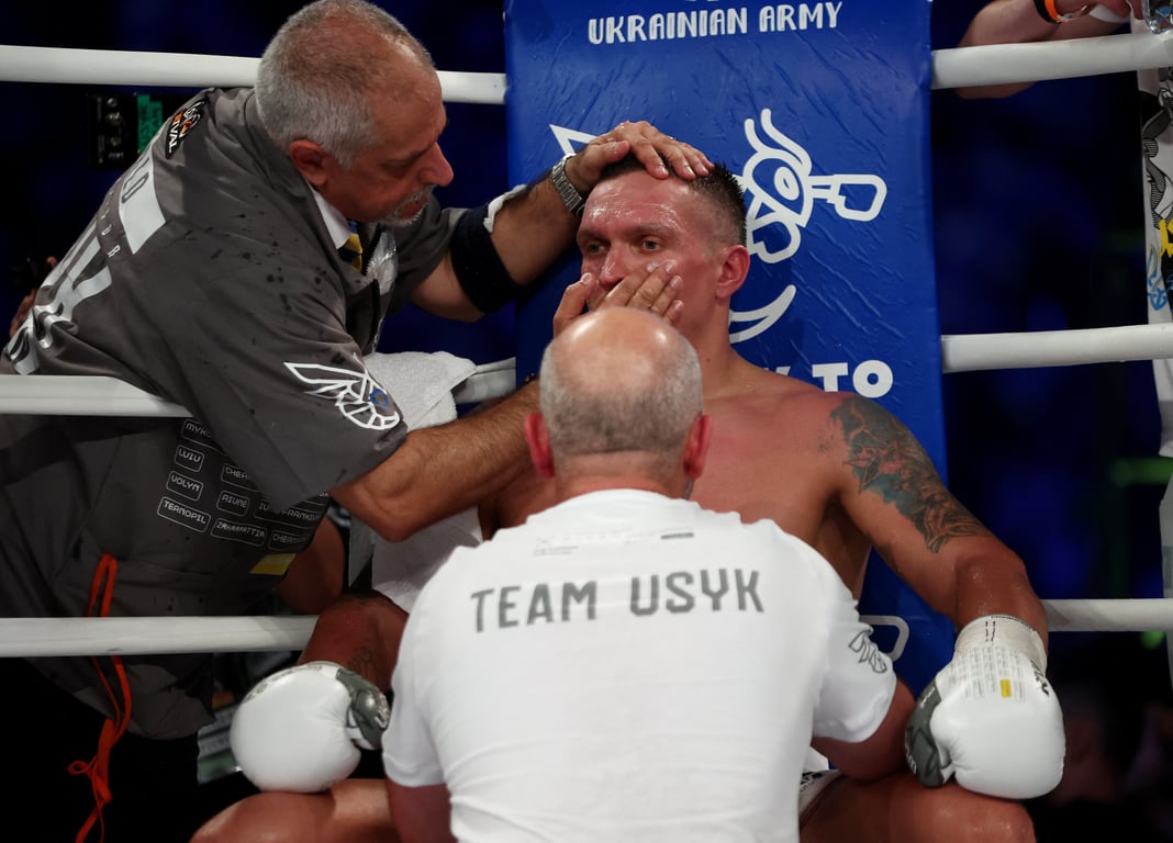 Александр Усик