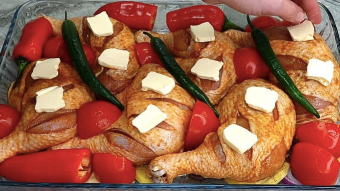 рецепт приготування соковитої курки в духовці