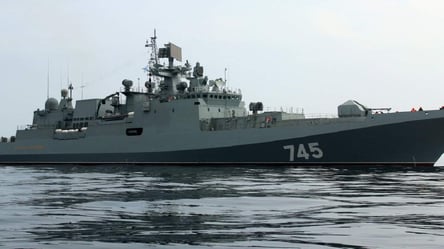 В Черном море дежурят два вражеских ракетоносителя - 285x160