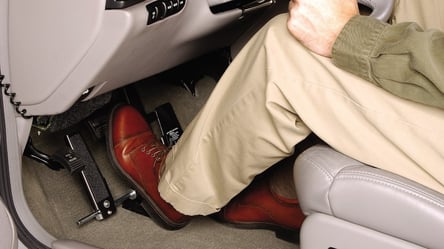 Зручна, але небезпечна функція авто — експерти попередили водіїв - 285x160