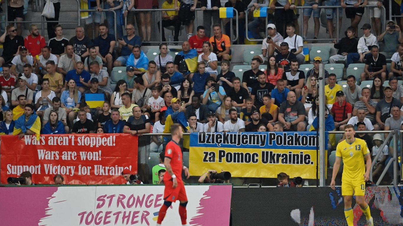 Украина из-за наказания УЕФА не сможет собрать полный стадион на Италию