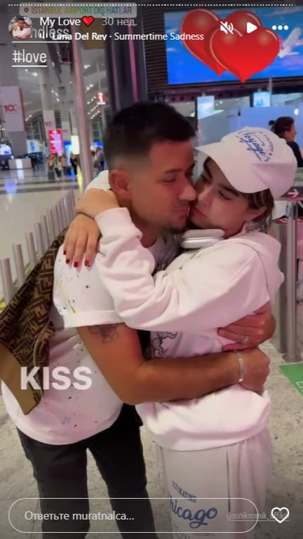 Колишній чоловік Лорак привітав їх спільну доньку зі святом - фото 1