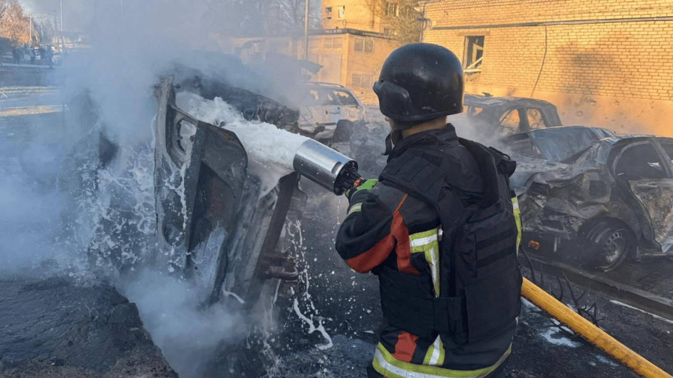 Обстріл Кривого Рогу 11 листопада — під завалами люди