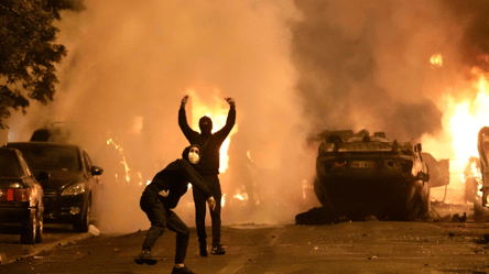 Протести у Франції через вбивство підлітка вщухають, — ЗМІ - 285x160