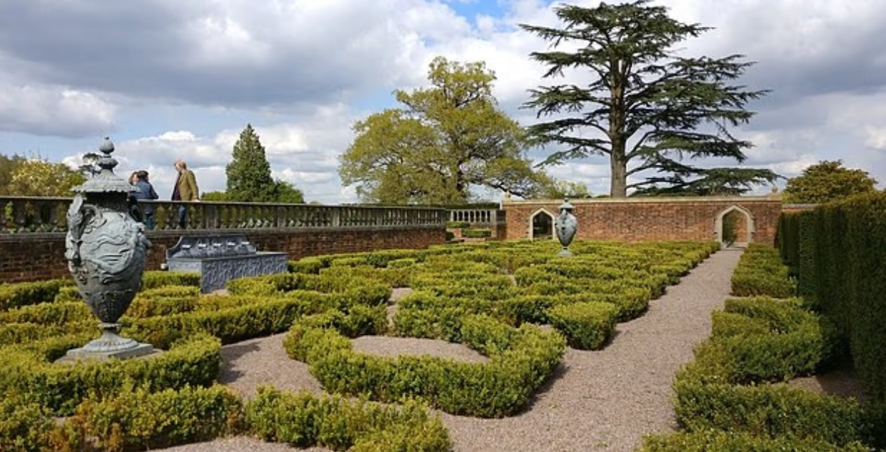 Поместье Джонни Депп: в чем уникальность дома звезды (фото) - фото 3
