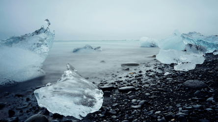 Ученые изобрели лед, который не тает — как это может быть - 285x160