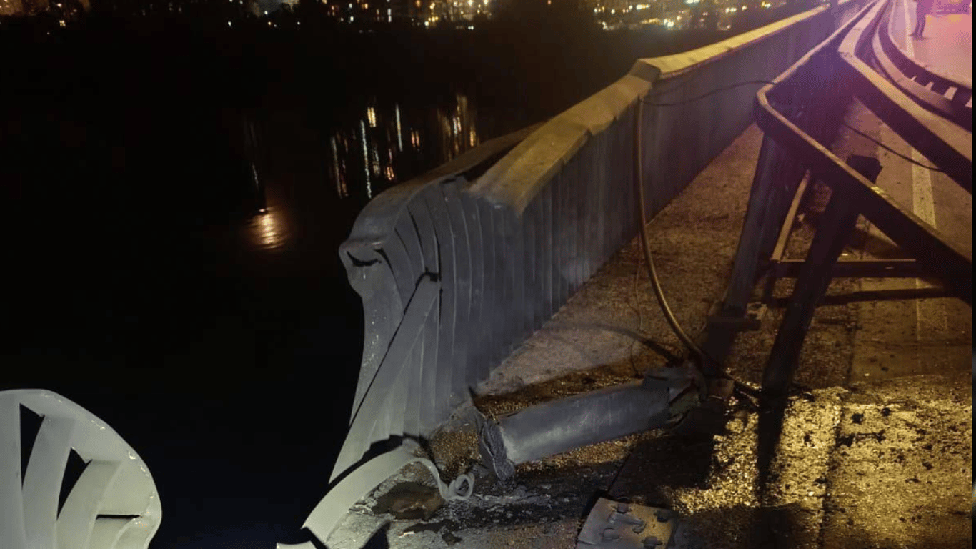 Після ударів по Південному мосту в Києві збереться Рада оборони