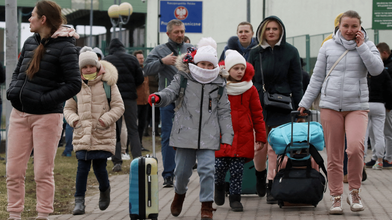 В каких странах принимают беженцев из Украины в 2024 году и на каких условиях