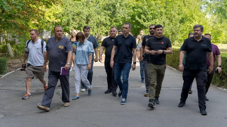 На Миколаївщині після обстрілів відновили понад сотню медичних закладів - 285x160