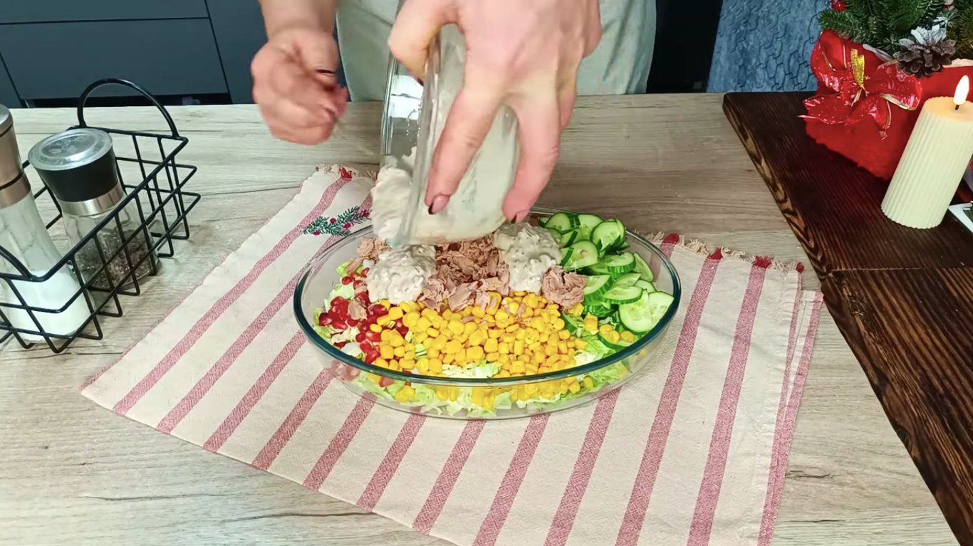 рецепт салату з пекінською капустою