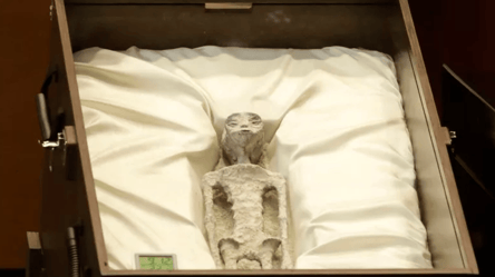 В Мексику доставили мумии с тремя пальцами, возрастом не менее 1000 лет - 285x160