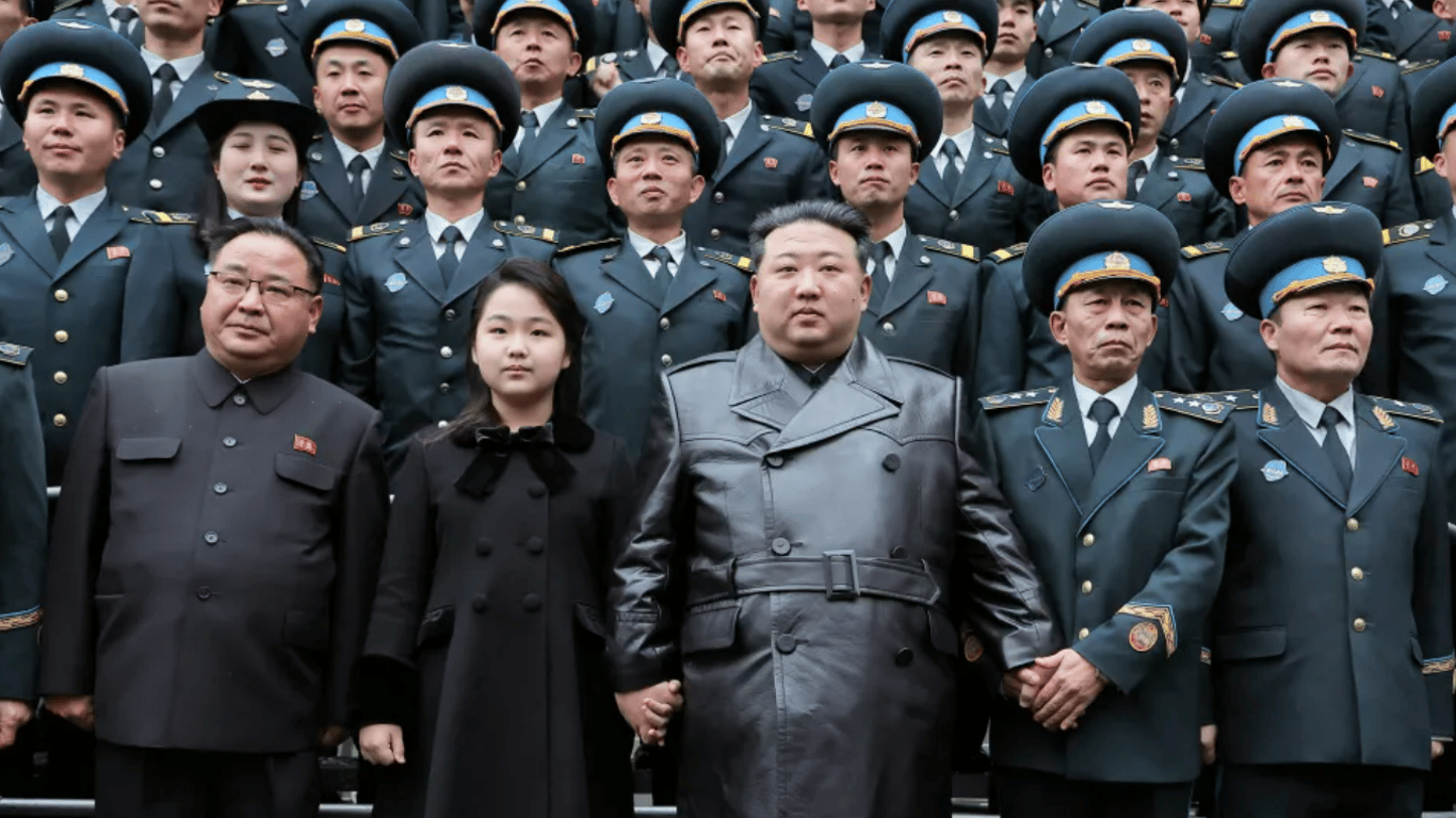 Диктатора КНДР Ким Чен Ына пытались отравить радиоактивными токсинами