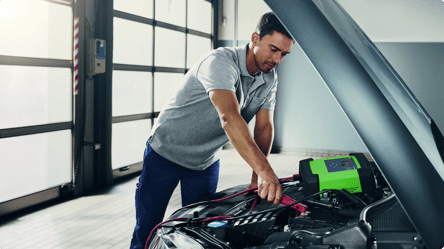 Як довго може їздити бензинове авто без заміни акумулятора - 285x160