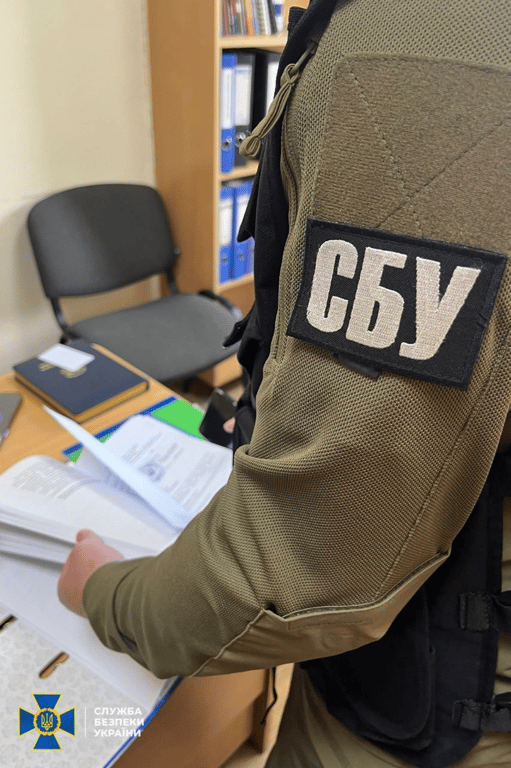 СБУ провела обшуки в мерії Ужгорода щодо фальшивих відряджень чиновників