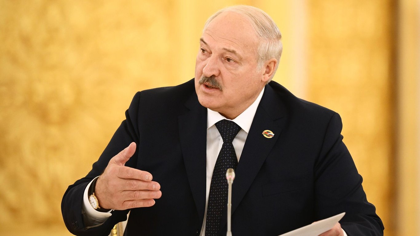 Лукашенко заявив, в який момент готовий застосувати "ядерку" проти України
