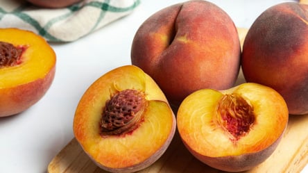 Персик або нектарин — чим відрізняються, що корисніше і що краще купувати - 285x160
