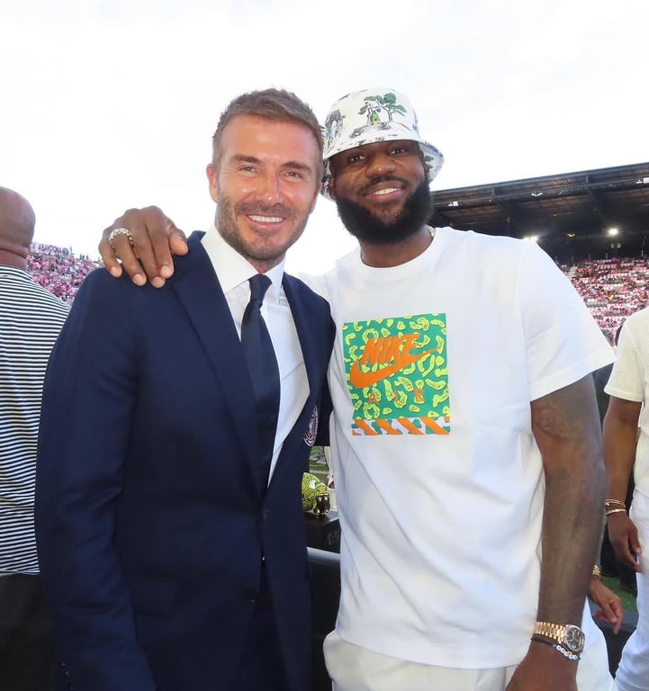 Кім замість Меган: Бекхеми обзавелися зірковими друзями в Маямі - фото 7