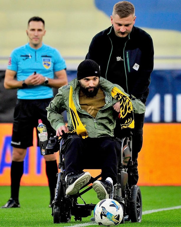 Виктор Розовый