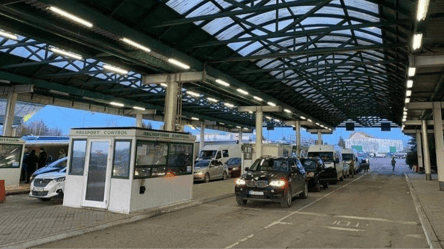 До Молдови та Румунії не виїхати — ситуація на трасі Одеса-Рені - 285x160