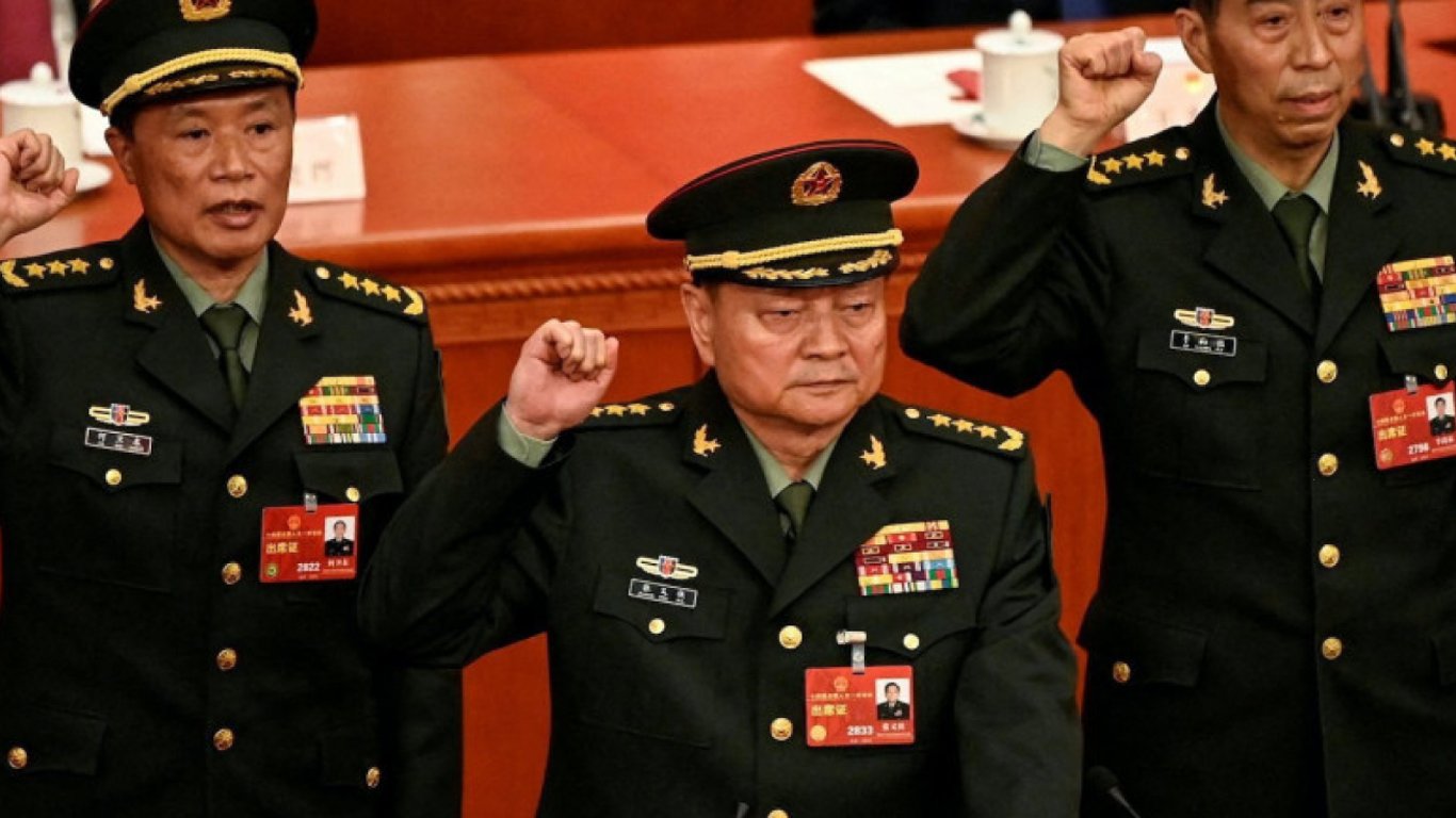 Министром обороны Китая был назначен подсанкционный генерал, который сотрудничал с рф