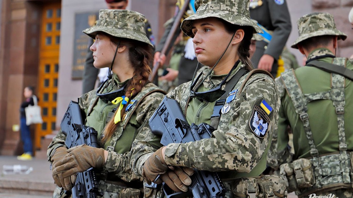 Мобілізація в Україні 2024 — кого з жінок покарають за неоновлення даних