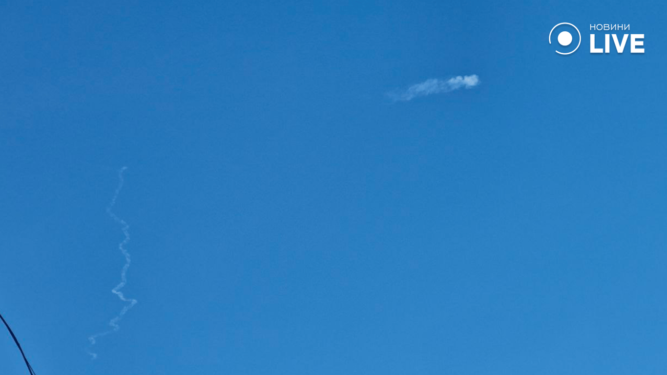 В Одесі лунають потужні вибухи — яка загроза - фото 4