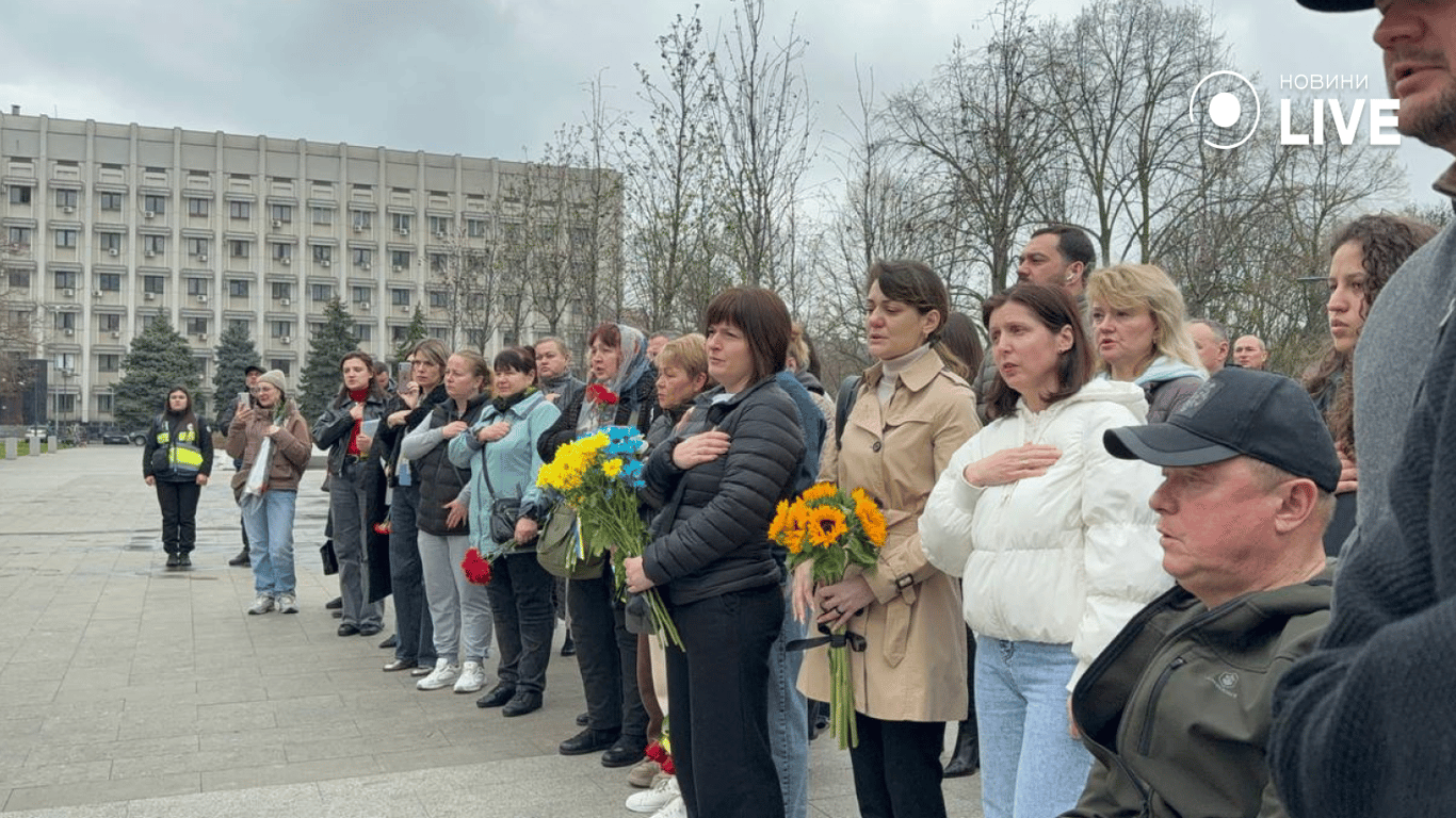 Вони віддали життя за нас — дзвін пам'яті в Одесі (фоторепортаж) - фото 4