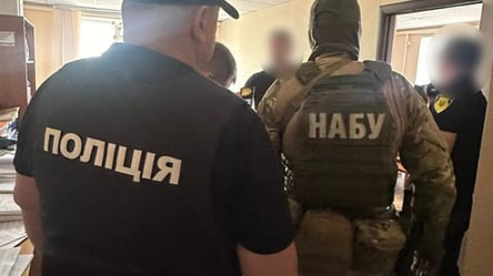 НАБУ та САП проводять масштабні обшуки у депутатів та ОП - 304x171