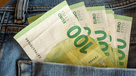 Банкнота у 100 євро — що на ній зображено - 285x160