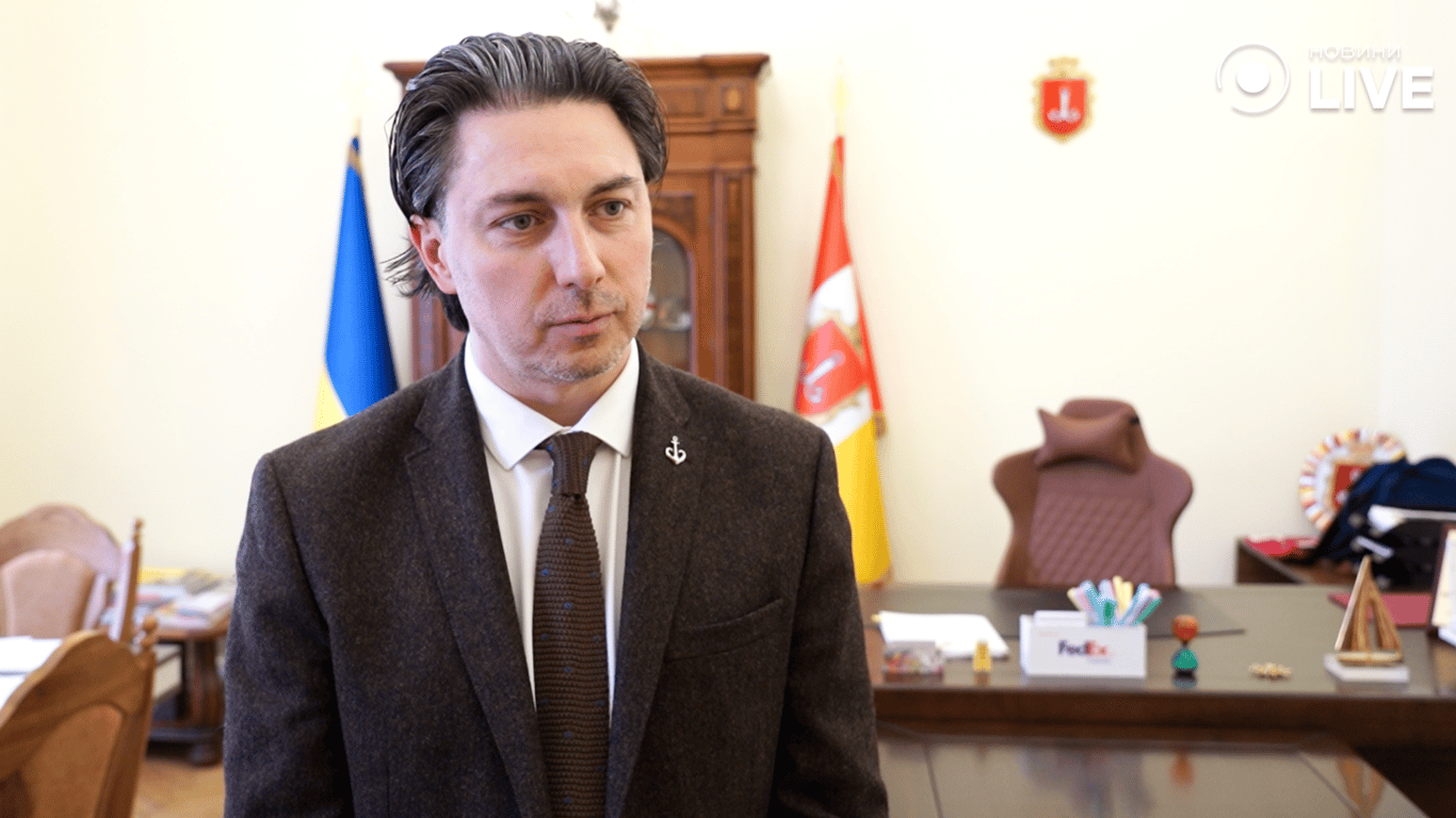 директор департаменту культури, міжнародного співробітництва та маркетингу Іван Ліптуга.