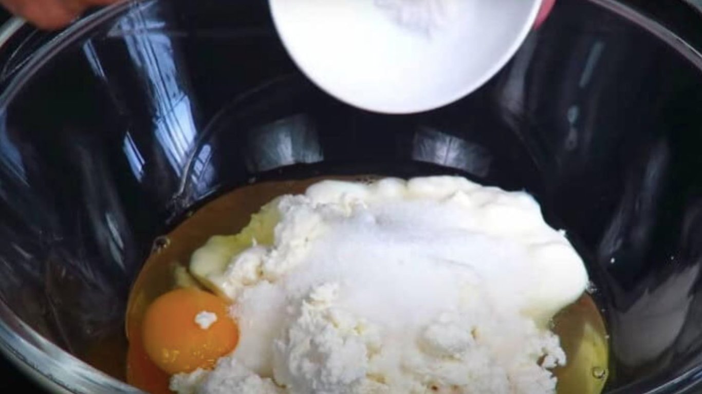 гаряче до сніданку за 15 хвилин, знадобиться 200 г сиру