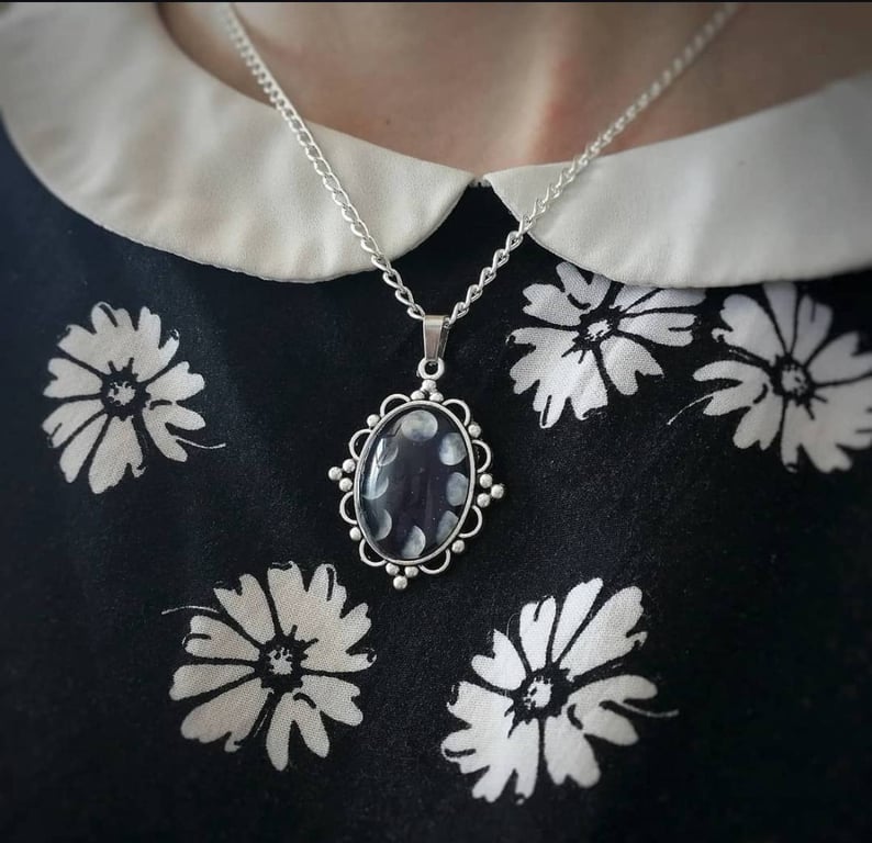 Прикраси з натуральним камінням в моді