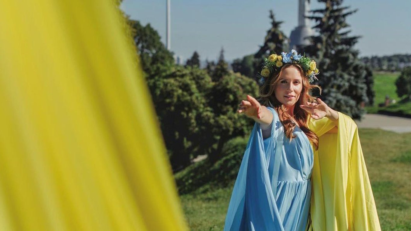 Незламна та вільна: вітчизняні зірки ніжно привітали Україну з Днем Незалежності