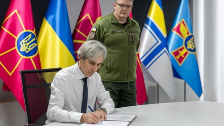 Украина и США подписали соглашение о расширенном мониторинге переданного оружия - 285x160