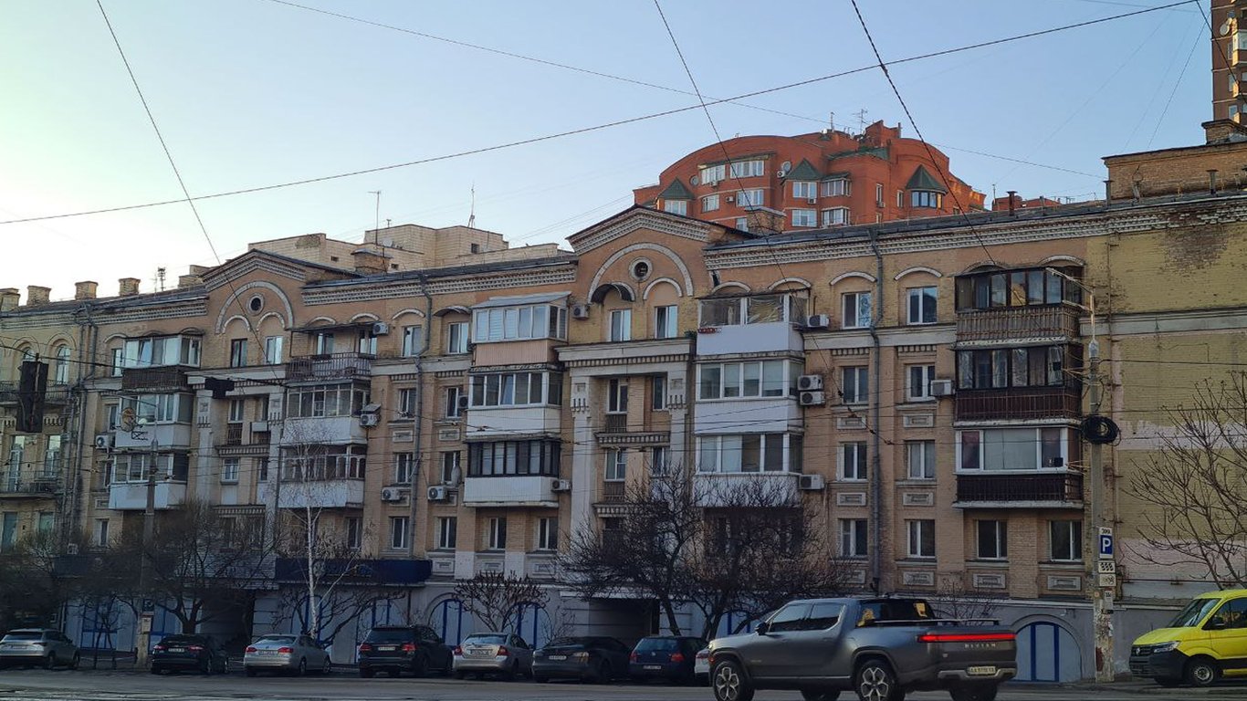 Ремонт у квартирі-сталінці вимагатиме більше грошей: що потрібно знати власникам житла