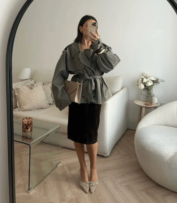 Спідниця-олівець завжди доречні