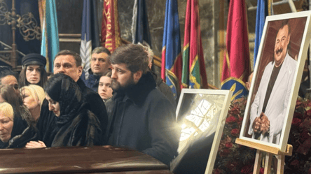 Во Львове попрощались со Степаном Гигой — фоторепортаж - 304x171