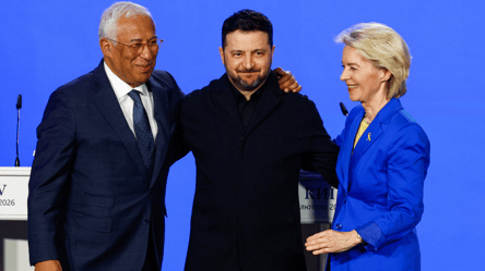 Зеленский анонсировал работу над датой вступления Украины в ЕС - 285x160