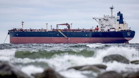 Ювілейний пакет санкцій від ЄС — як вдарять по тіньовому флоту РФ - 285x160