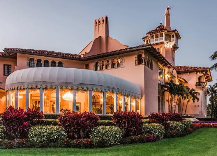 Символ влади і розкоші — який вигляд має будинок Дональда Трампа (фото) - фото 5