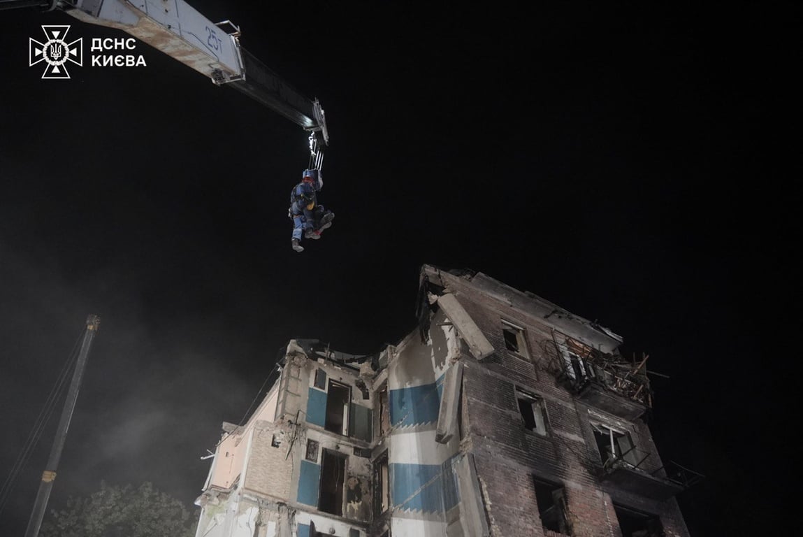 Обстріл будинку у Києві 8 липня - дістали ще одне тіло