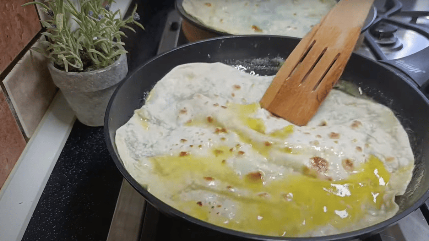 солодкий лаваш з медом на десерт