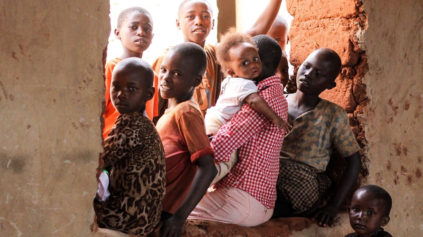 В Африці Невідома хвороба вбила десятки дітей у Африці: що про це відомохвороба вбила десятки маленьких дітей - подробиці