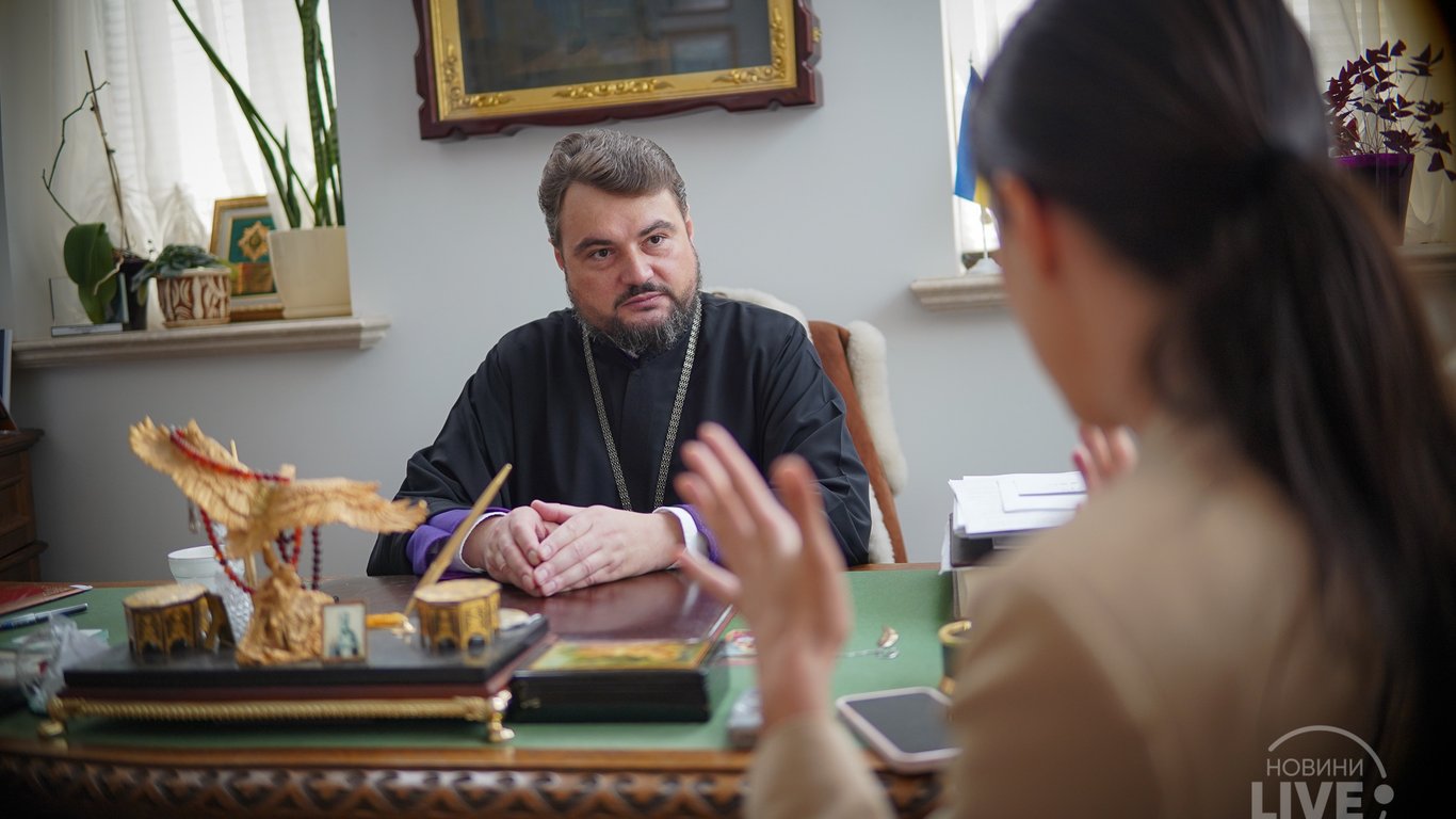"Вони — не віруючі люди, це антихристияни": епископ ПЦУ про політичне православ'я, прагнення помсти і що є гріхом у війну - 250x140