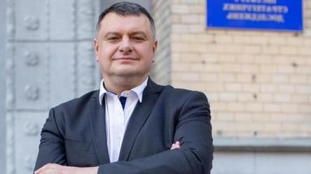 Зеленський змінив керівника Служби зовнішньої розвідки: хто її очолив - 285x160
